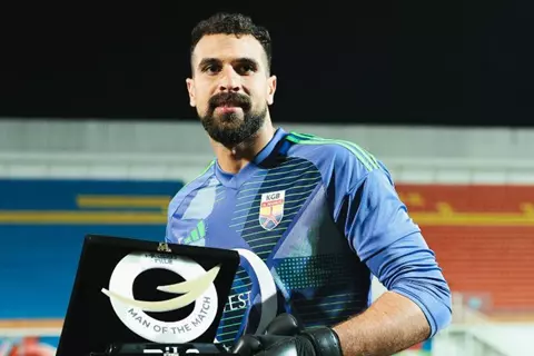 ملك التصديات في الدوري.. ماذا قدم محمد علاء صفقة الزمالك المحتملة؟ (فيديو)